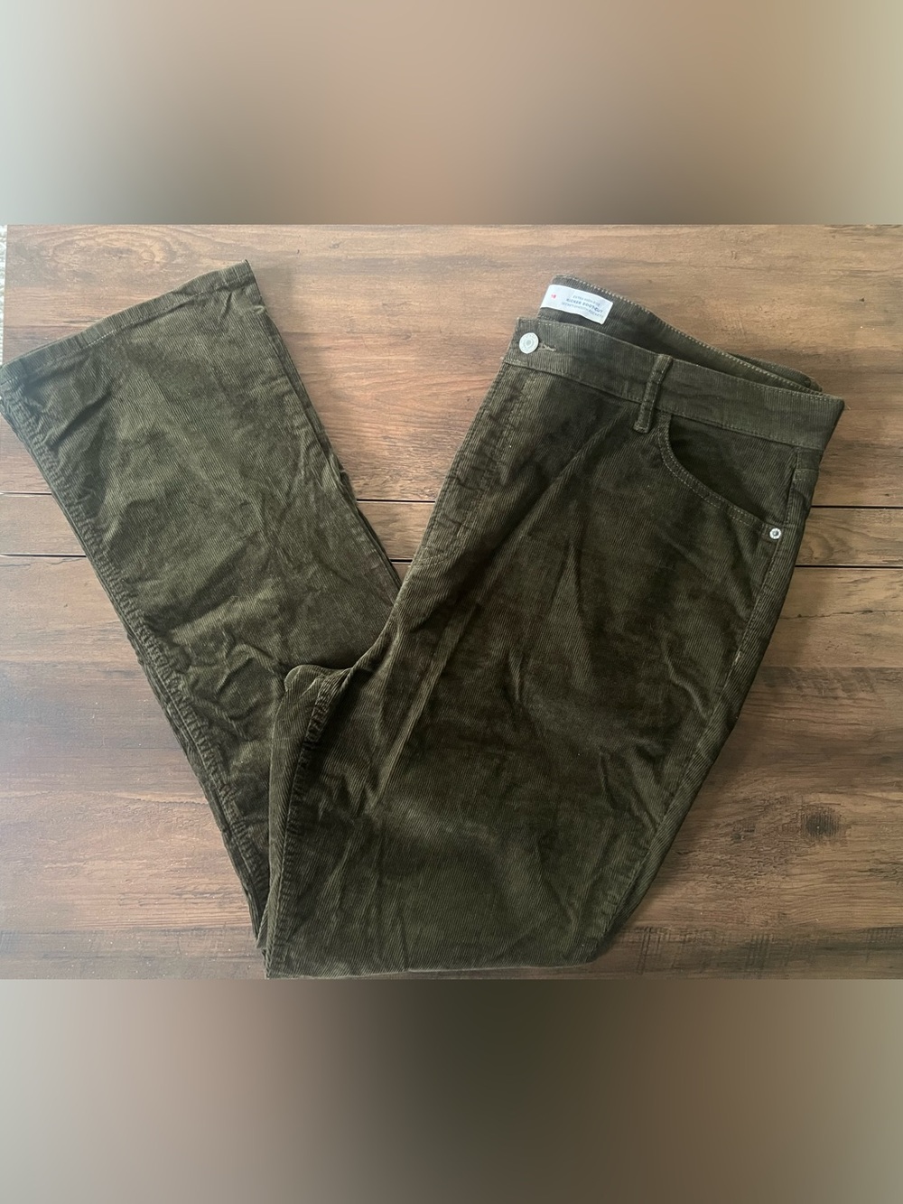 Old Navy Woman’s Size 18 Corduroy Pants in Olive Green